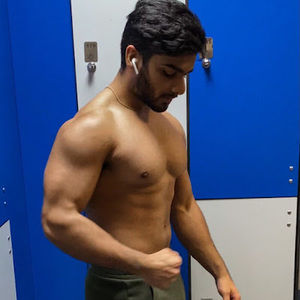 Meet your Posher, Abhik